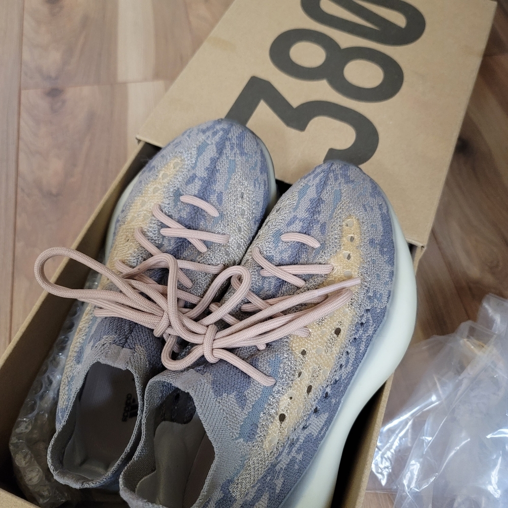 Yeezy boost 380 men's size 5.5 (7w)